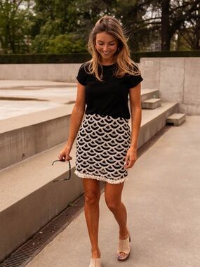 Easy Clothes Black & Cream Crochet Skirt